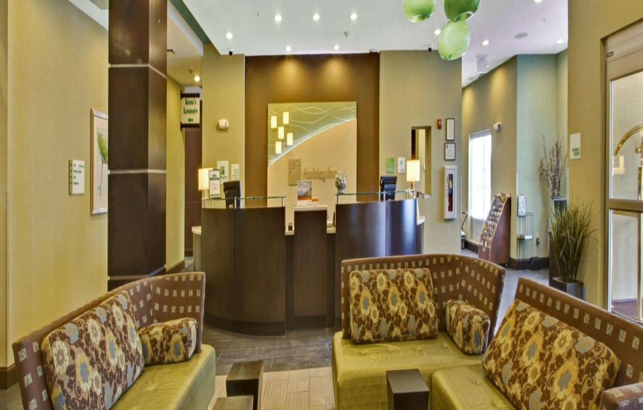Holiday Inn Christiansburg Blacksburg By Ihg Exterior foto